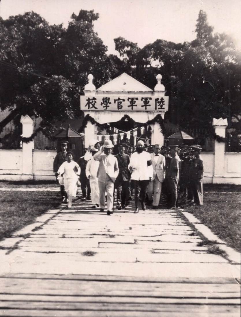 Офицеры и курсанты Вампу в 1924 году